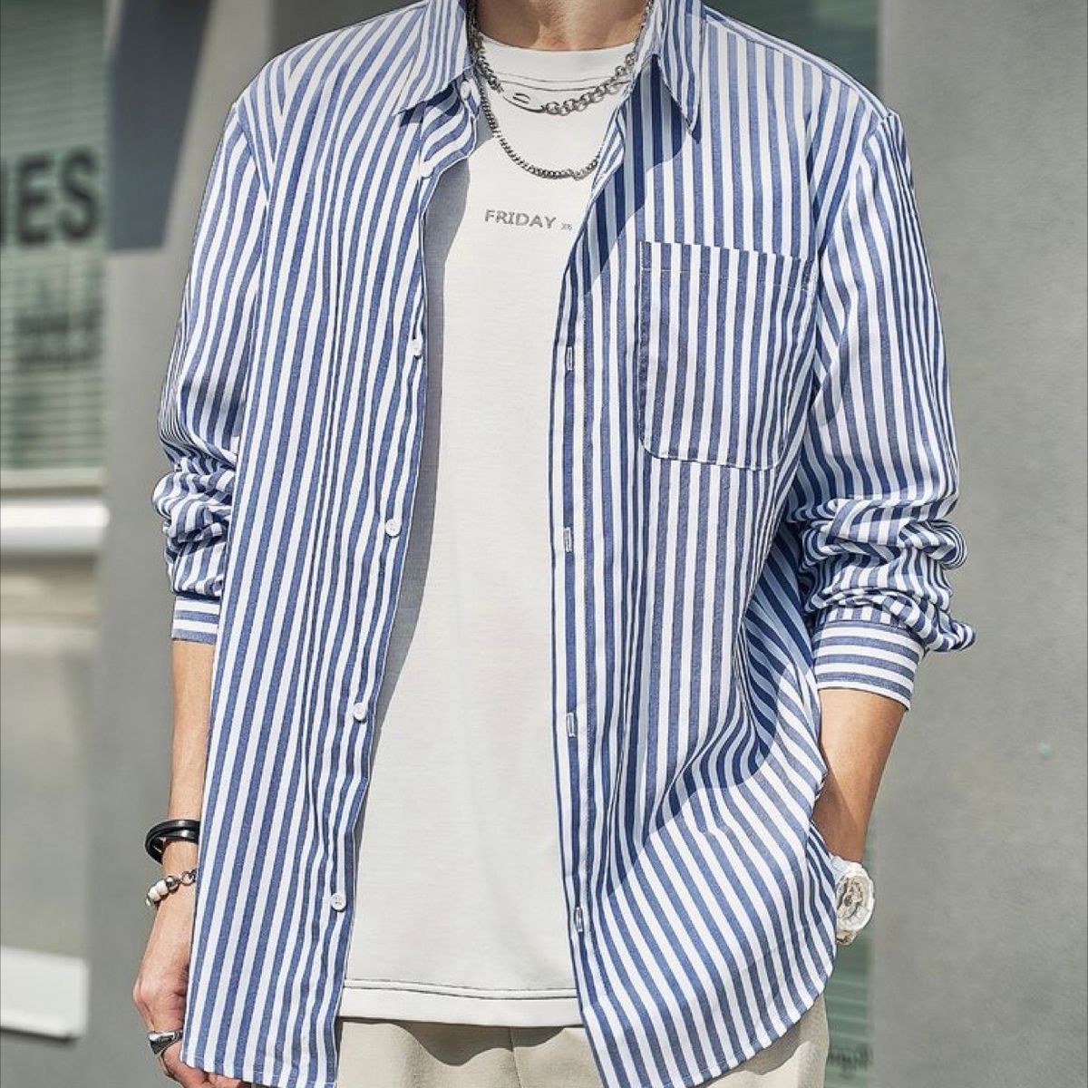Camisa Masculina De Manga Comprida Com Botões E Listrada
