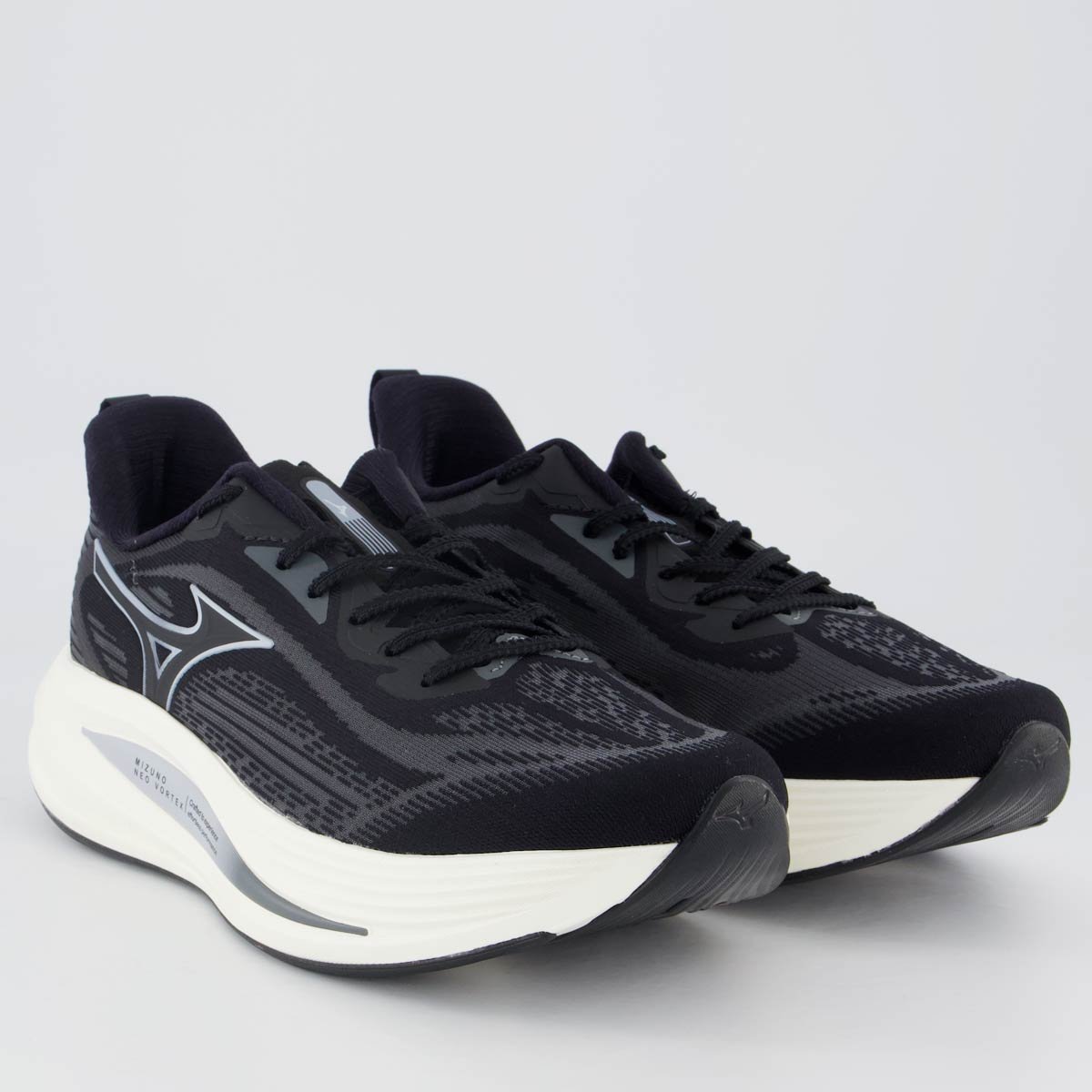 Tênis Mizuno Neo Vortex - PretoBranco